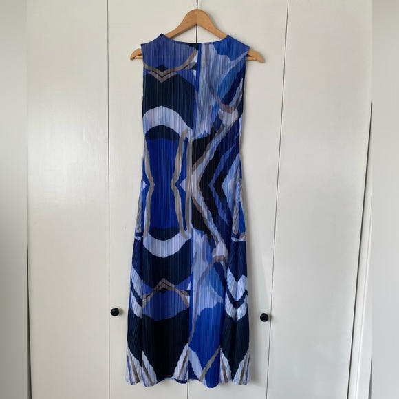 Ming Wang abstract pleated blue midi dress - Picture 8 of 13